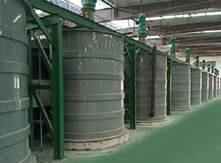 Cuáles son las precauciones para el uso de tanques de almacenamiento de polietileno?